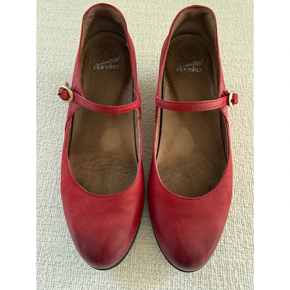 Dansko Red Loralie Nubuck Leather Mary Jane Wedge Womens 39 US 9 Buckle Comfort